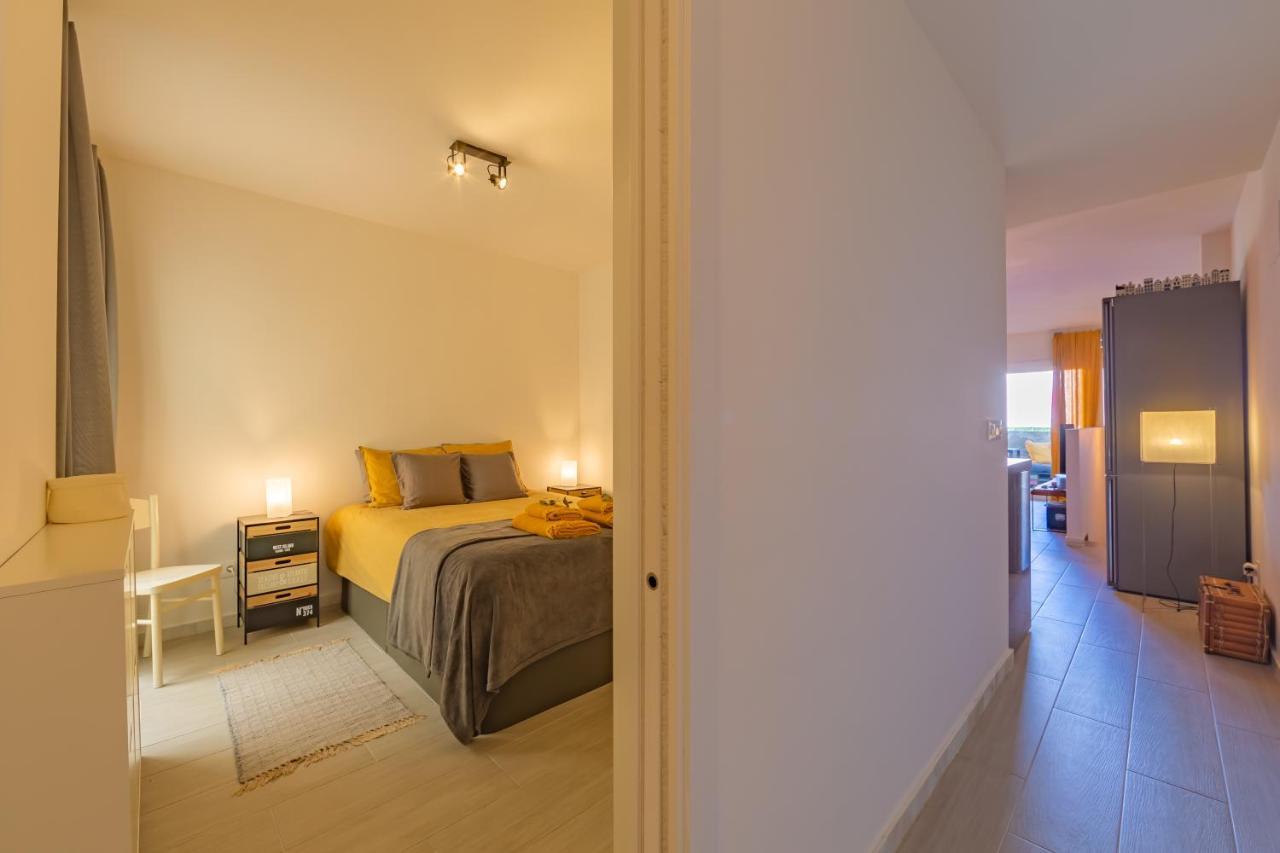 Near Beach, Cosy Terrace, Pool & Fibre Wifi Tarifa Exterior photo